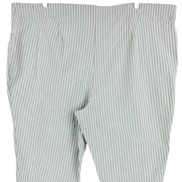 Maurices Women's Stretch Grey/White High Rise Striped Crop Pants Plus Sz 4X NWOT - Picture 4 of 10